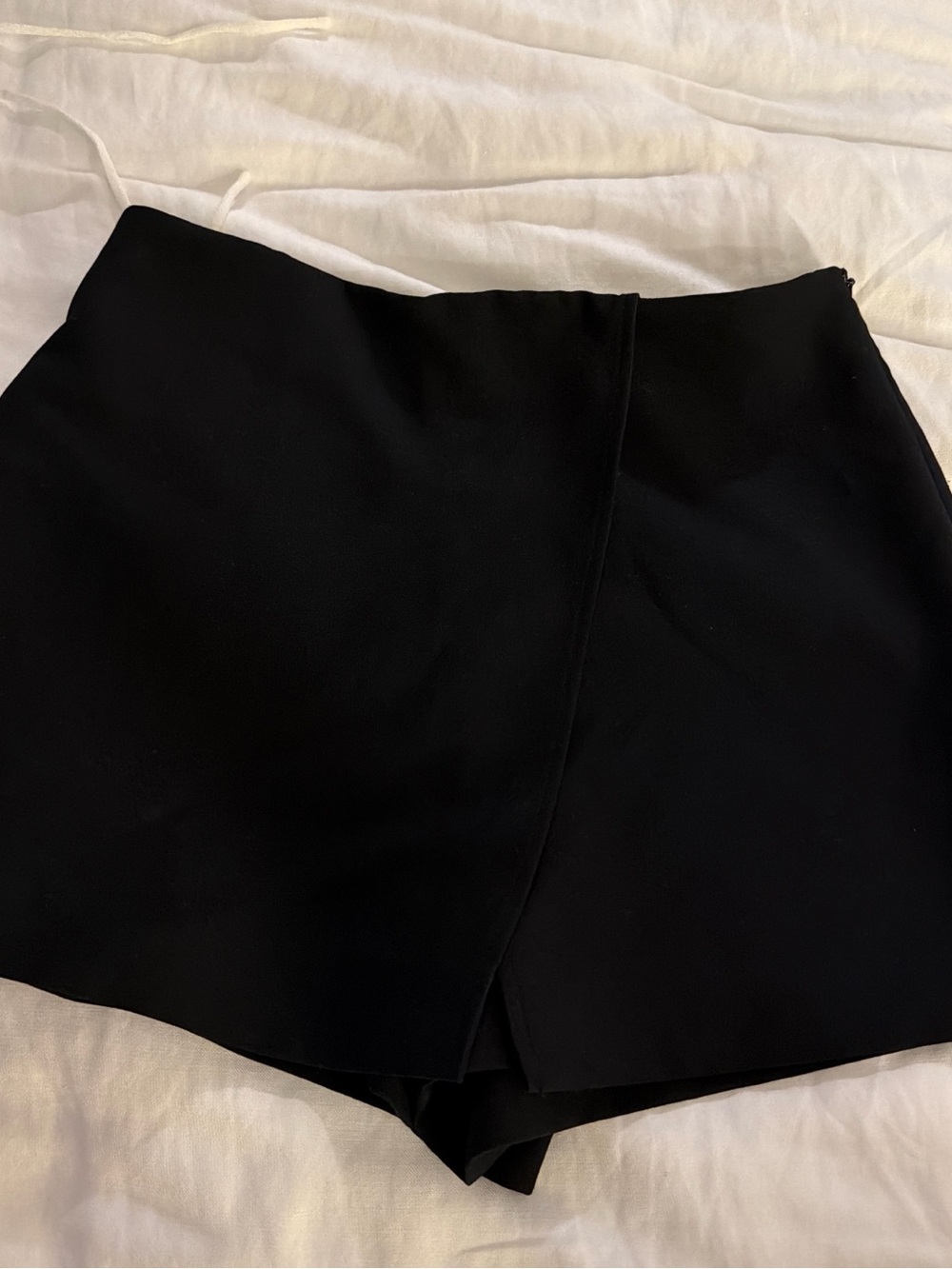 Zara Black High-Waist Skort